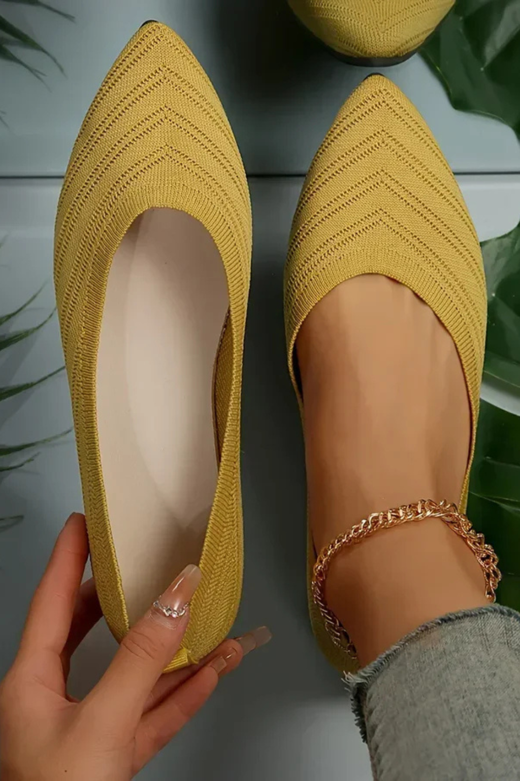 Henrietta | Women Pointed Toe Knit Slip On Ballet Flats