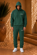 THE ESSENTIALS CLASSIC HOODED