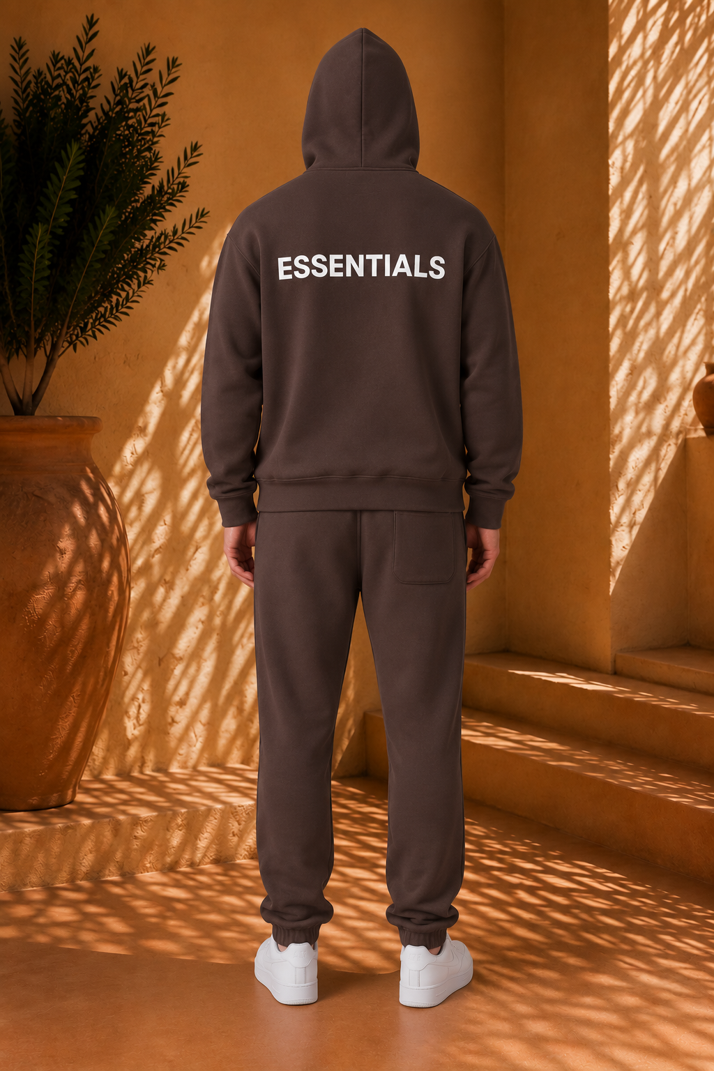 THE ESSENTIALS CLASSIC HOODED