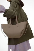 Calindra | Women Everyday Oversized Tote Bag