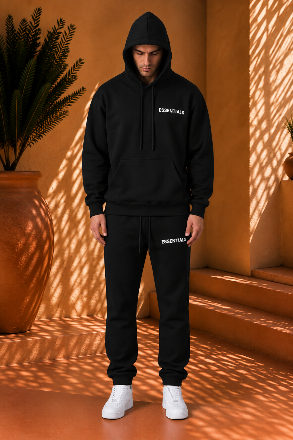 THE ESSENTIALS CLASSIC HOODED